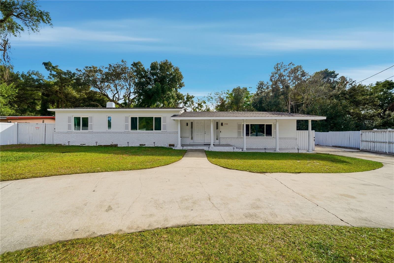 Photo of 4988 CLARCONA OCOEE ROAD ORLANDO FL 32810