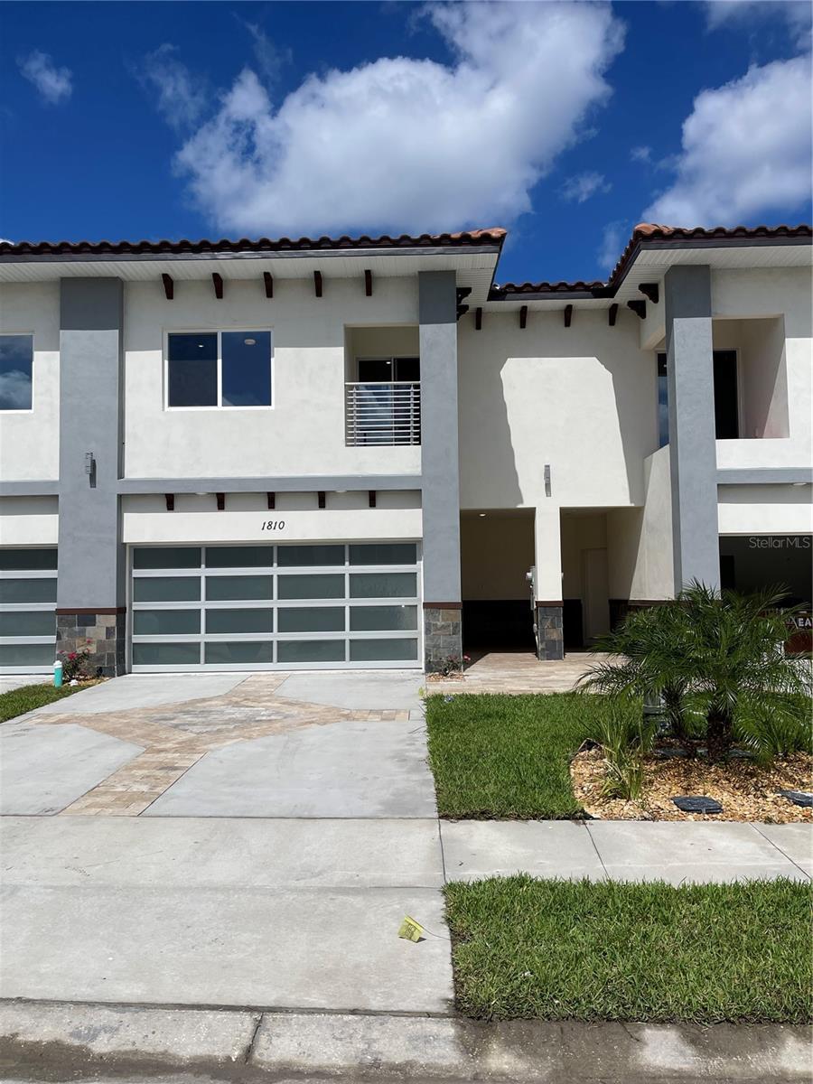 Photo of 1810 BRENTWOOD COURT DAVENPORT FL 33837