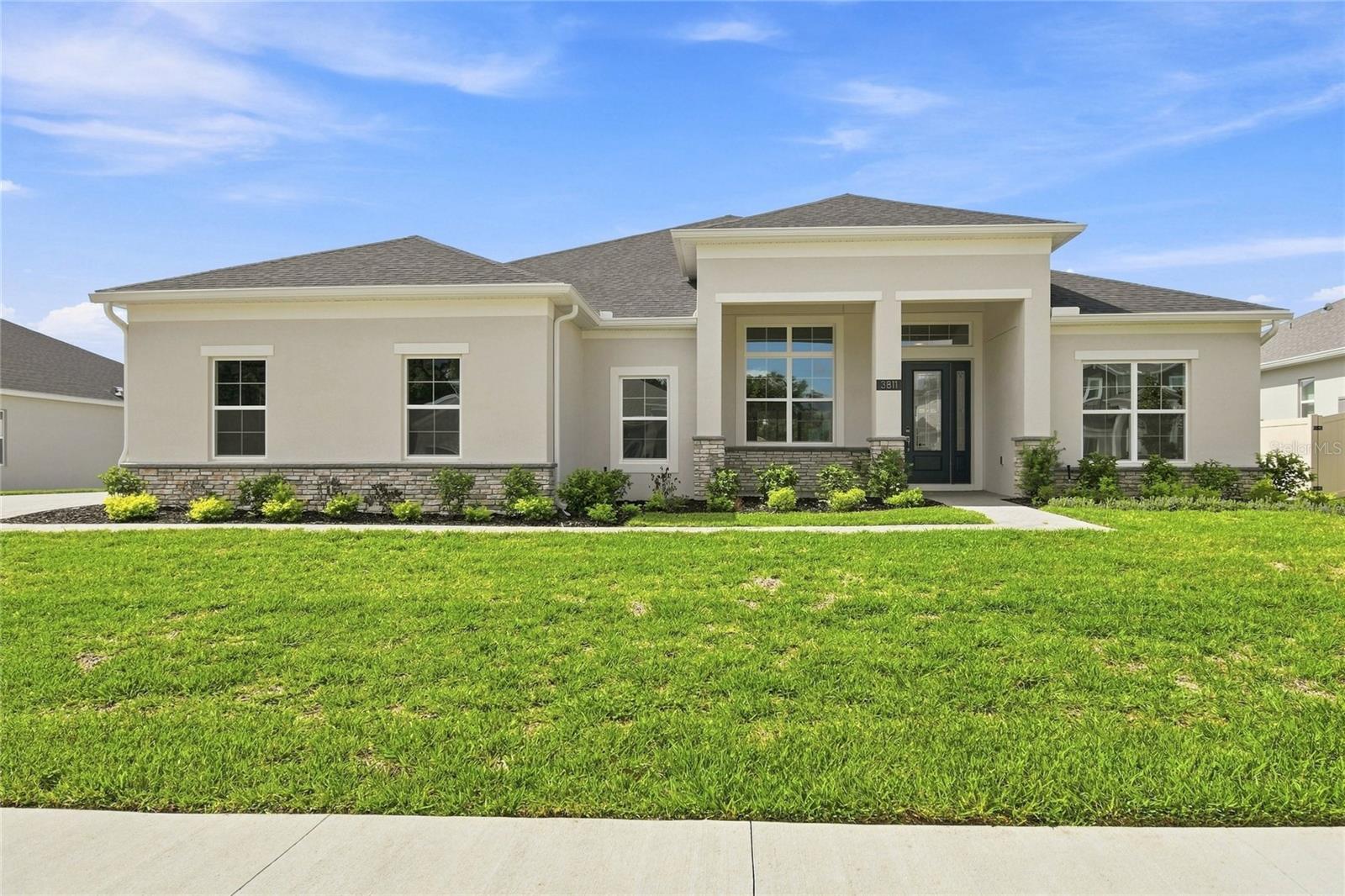 Photo of 3811 WOLVES CREEK PLACE APOPKA FL 32712