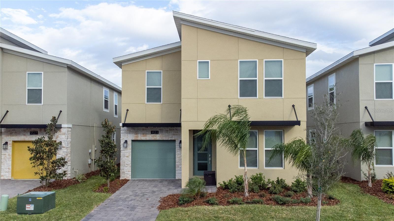 Photo of 9123 SOMMERSET HILLS DRIVE DAVENPORT FL 33896