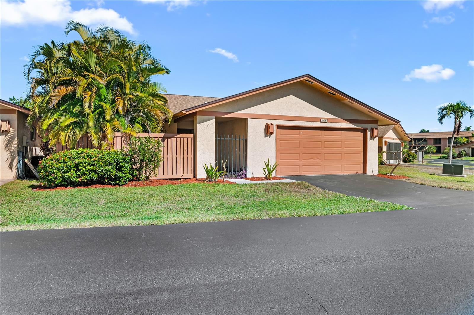 Photo of 6479 ROYAL WOODS DRIVE FORT MYERS FL 33908