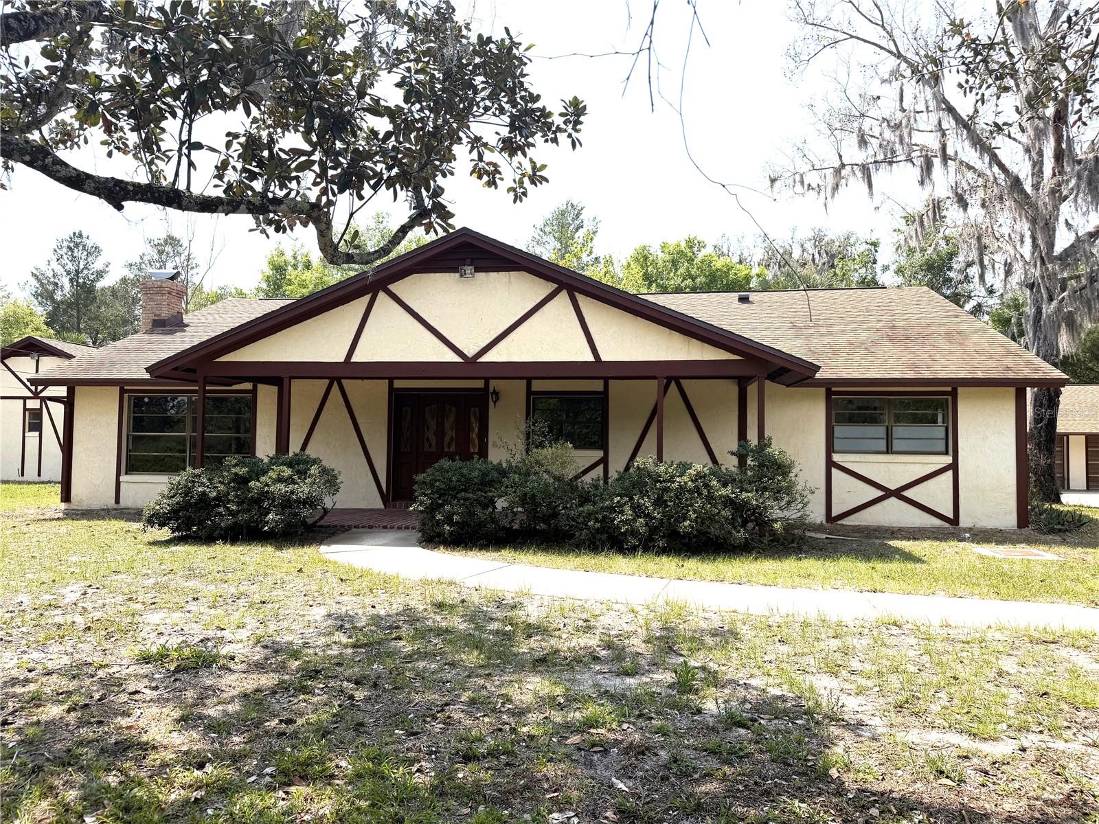 Photo of 301 SHADY WOODS ROAD GENEVA FL 32732