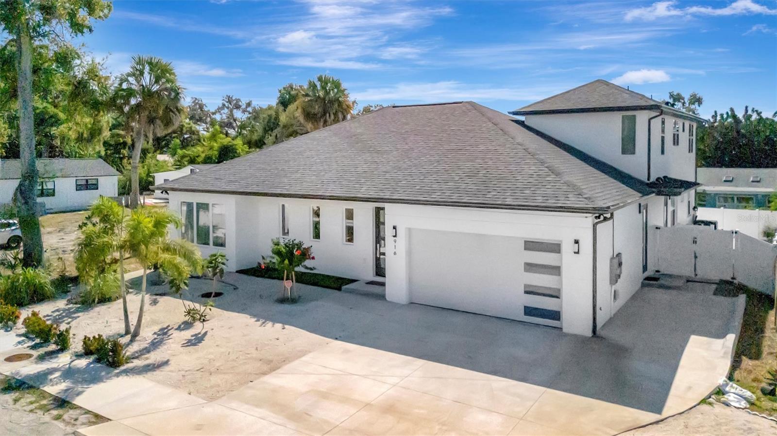 Photo of 916 HIGHLAND STREET SARASOTA FL 34234