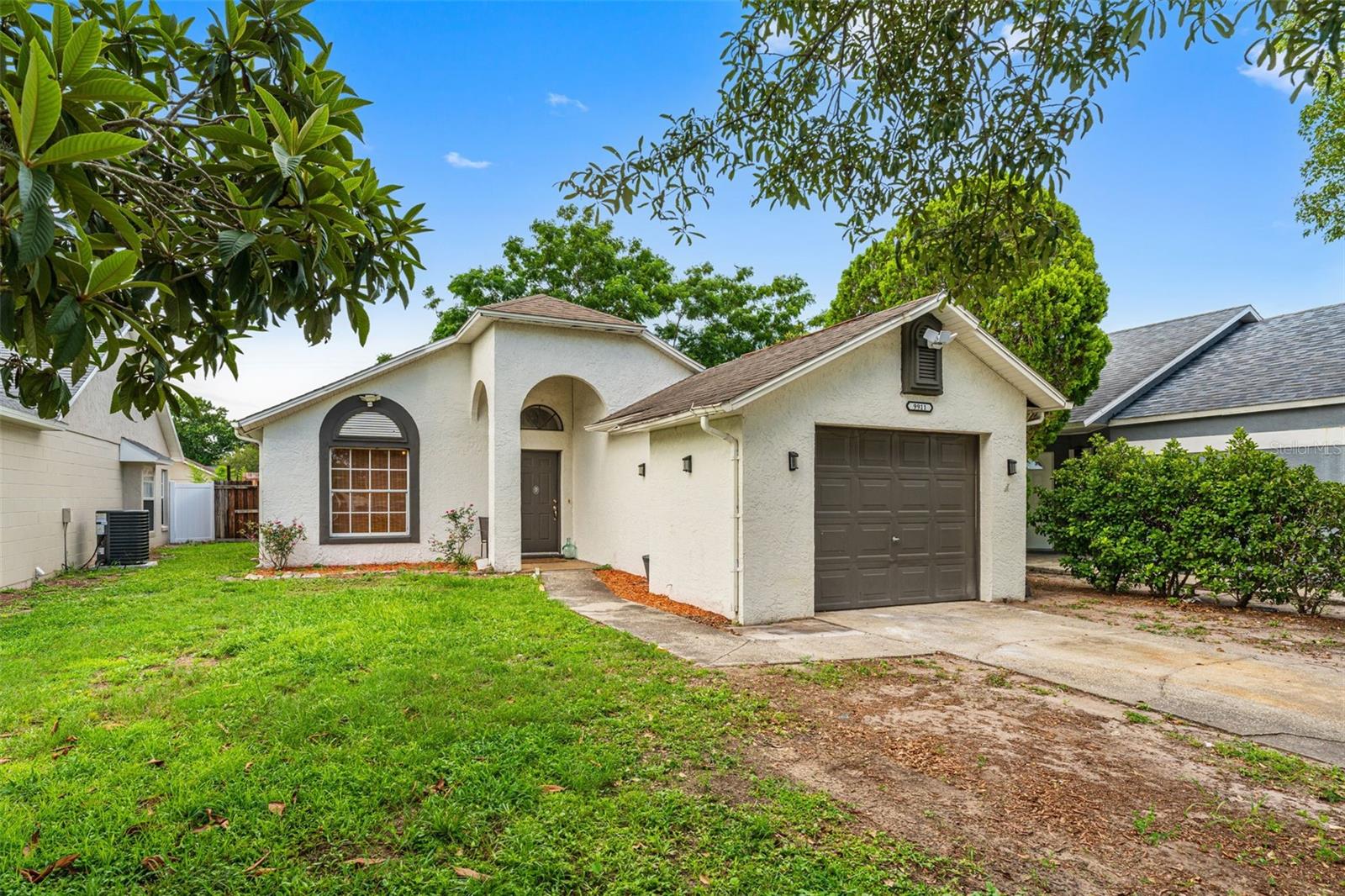 Photo of 9911 FLYNT CIRCLE ORLANDO FL 32825