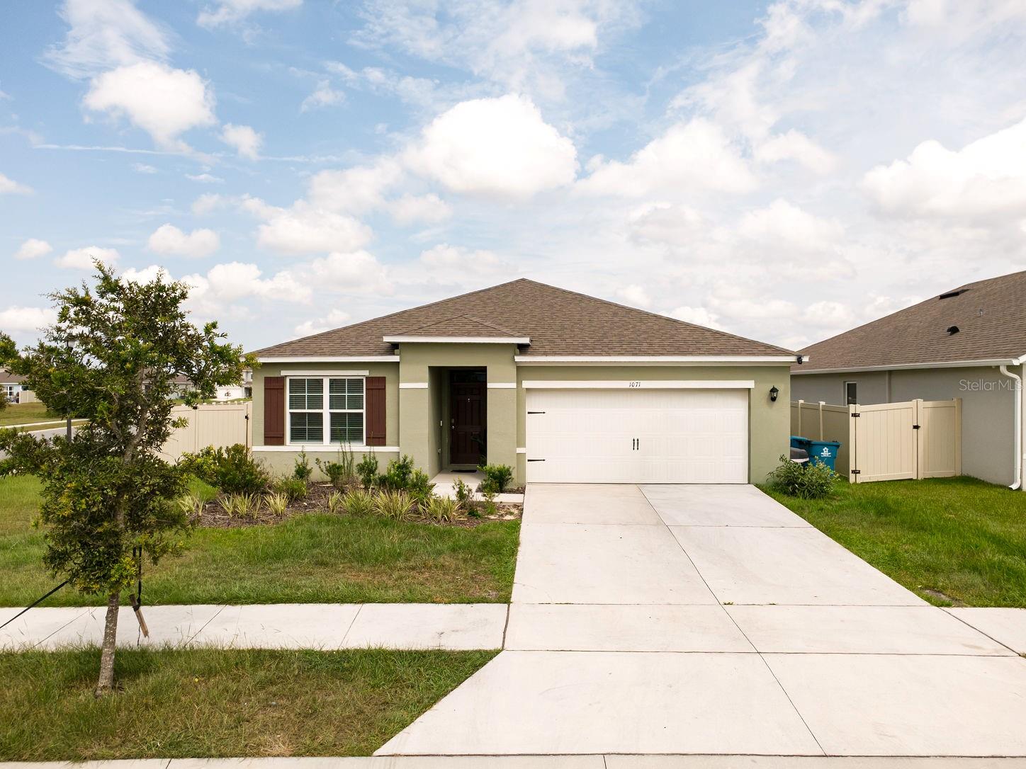 Photo of 1071 BROOKLET DRIVE DAVENPORT FL 33837