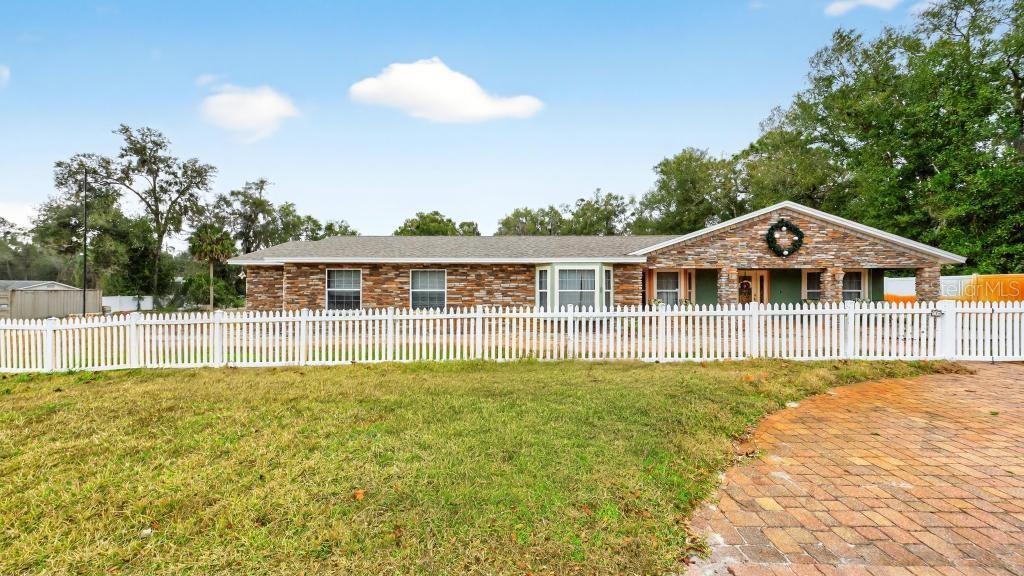 Photo of 746 W WASHINGTON AVENUE LAKE HELEN FL 32744
