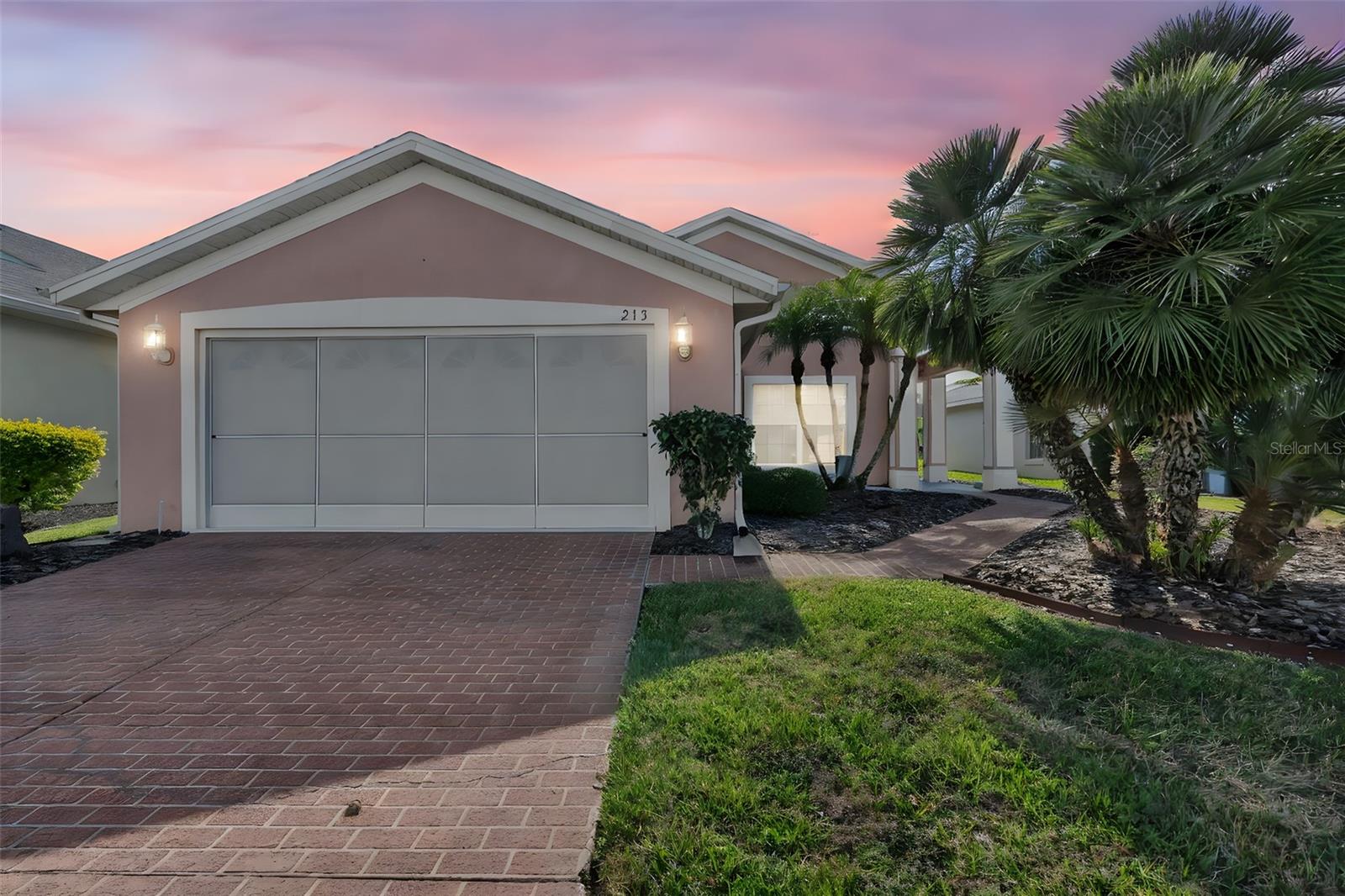 Photo of 213 HIGH VISTA DR DAVENPORT FL 33837