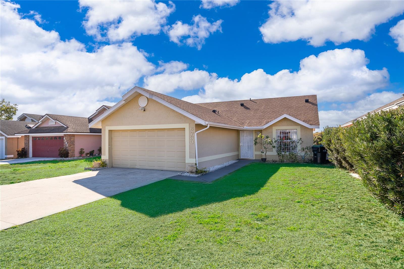 Photo of 6733 MERITMOOR CIRCLE ORLANDO FL 32818