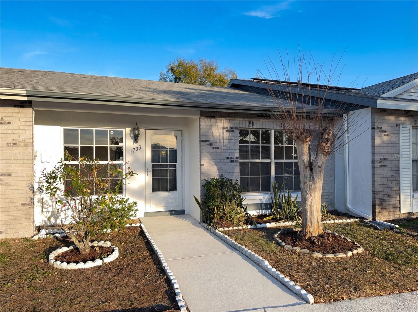 Photo of 1703 OAK BRANCH COURT BRANDON FL 33511