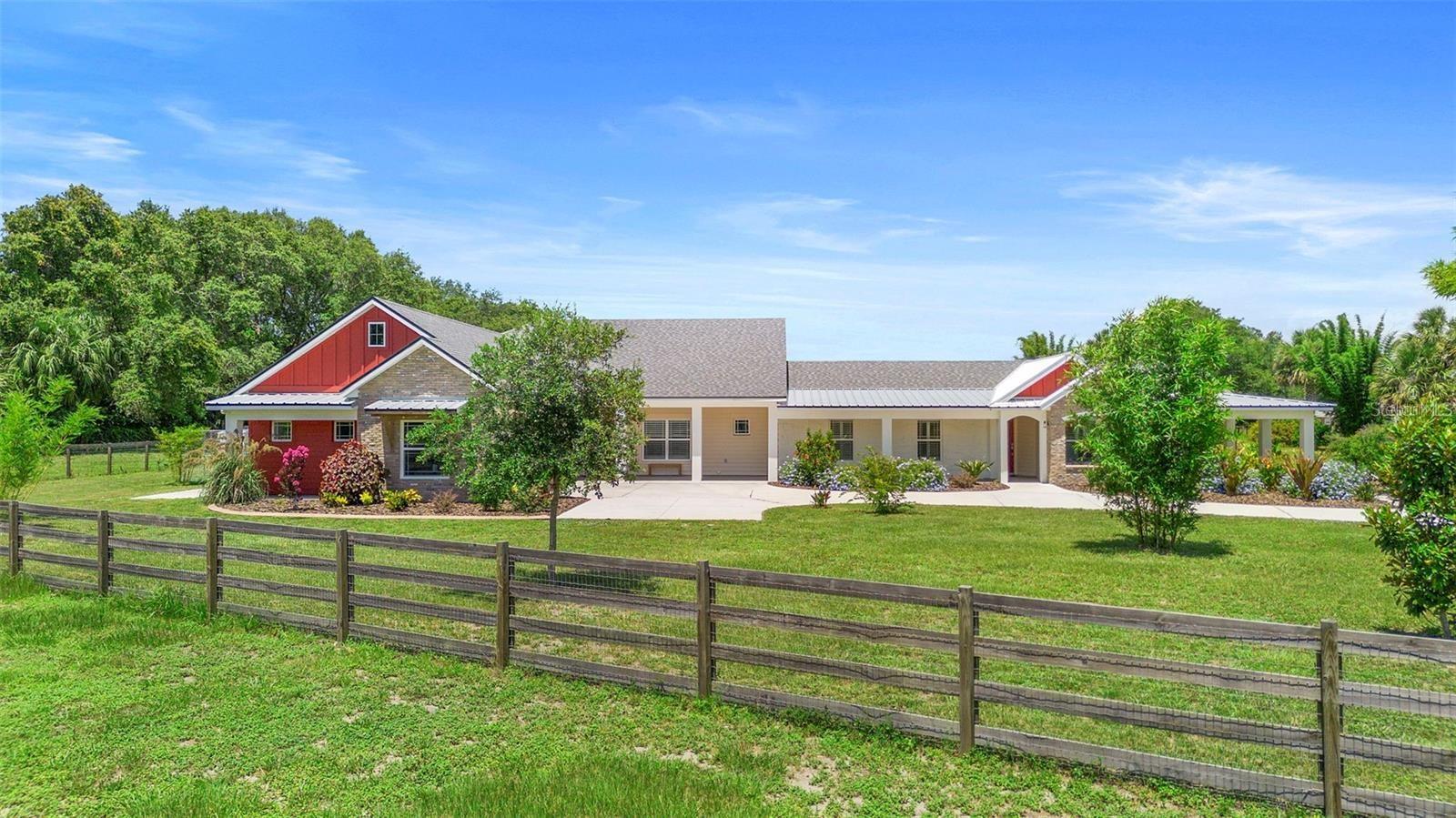 Photo of 700 OLD GENEVA ROAD GENEVA FL 32732