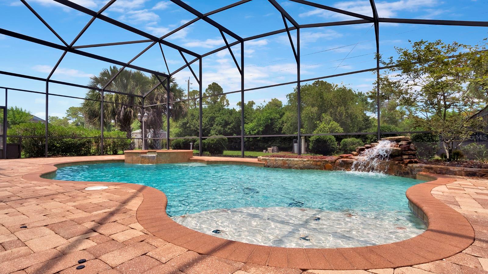 Photo of 881 S BELFAST PLACE CHULUOTA FL 32766
