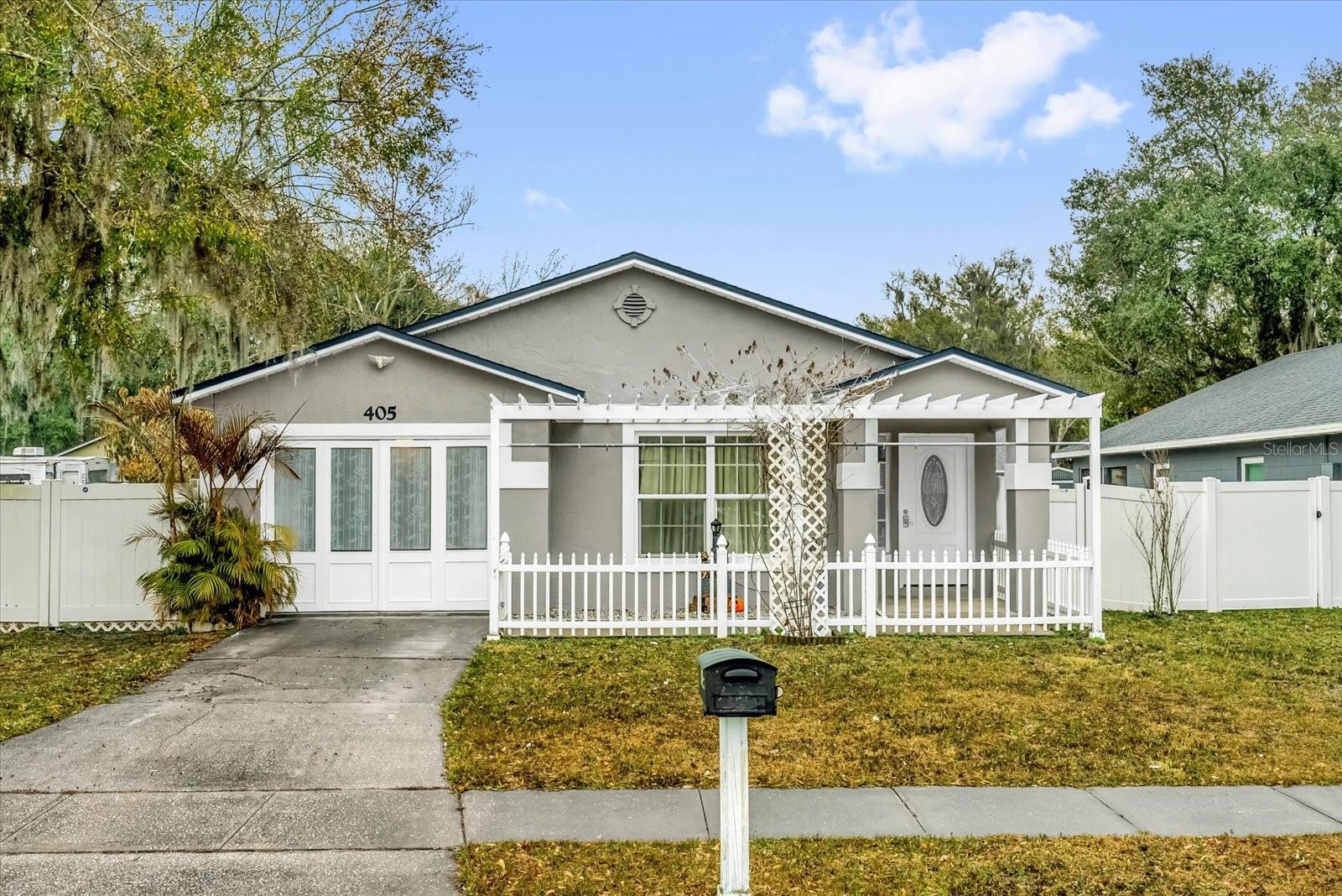 Photo of 405 LATONIA STREET KISSIMMEE FL 34741