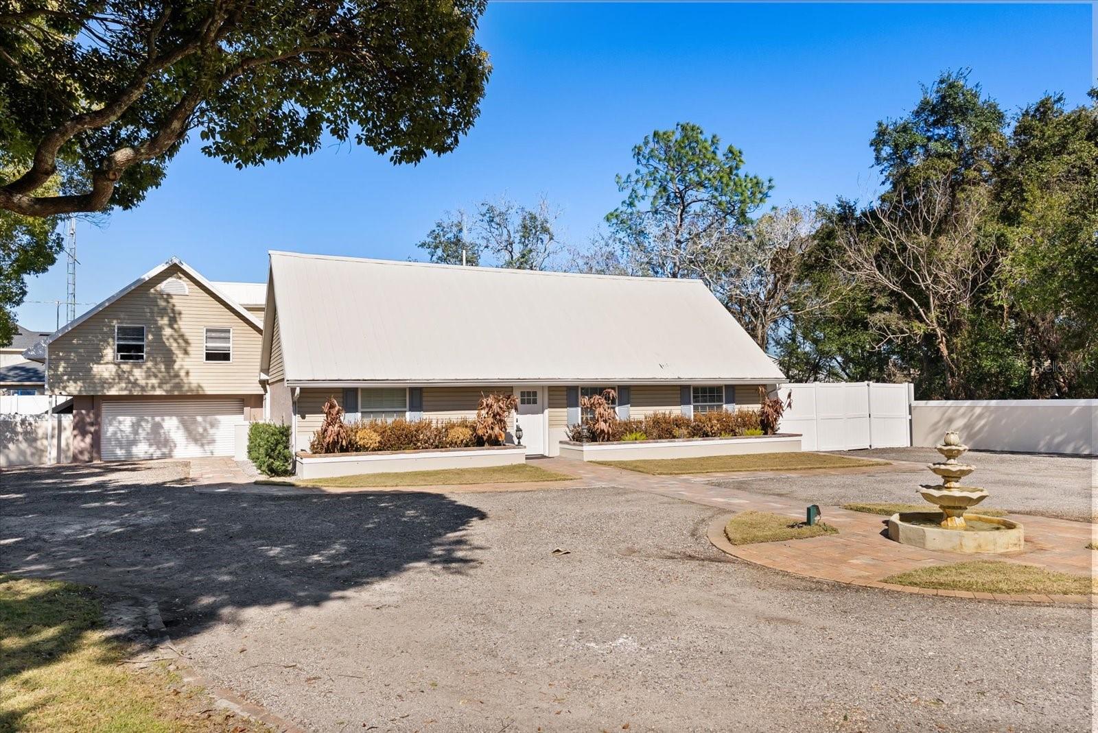Photo of 8255 LAKE UNDERHILL ROAD ORLANDO FL 32825