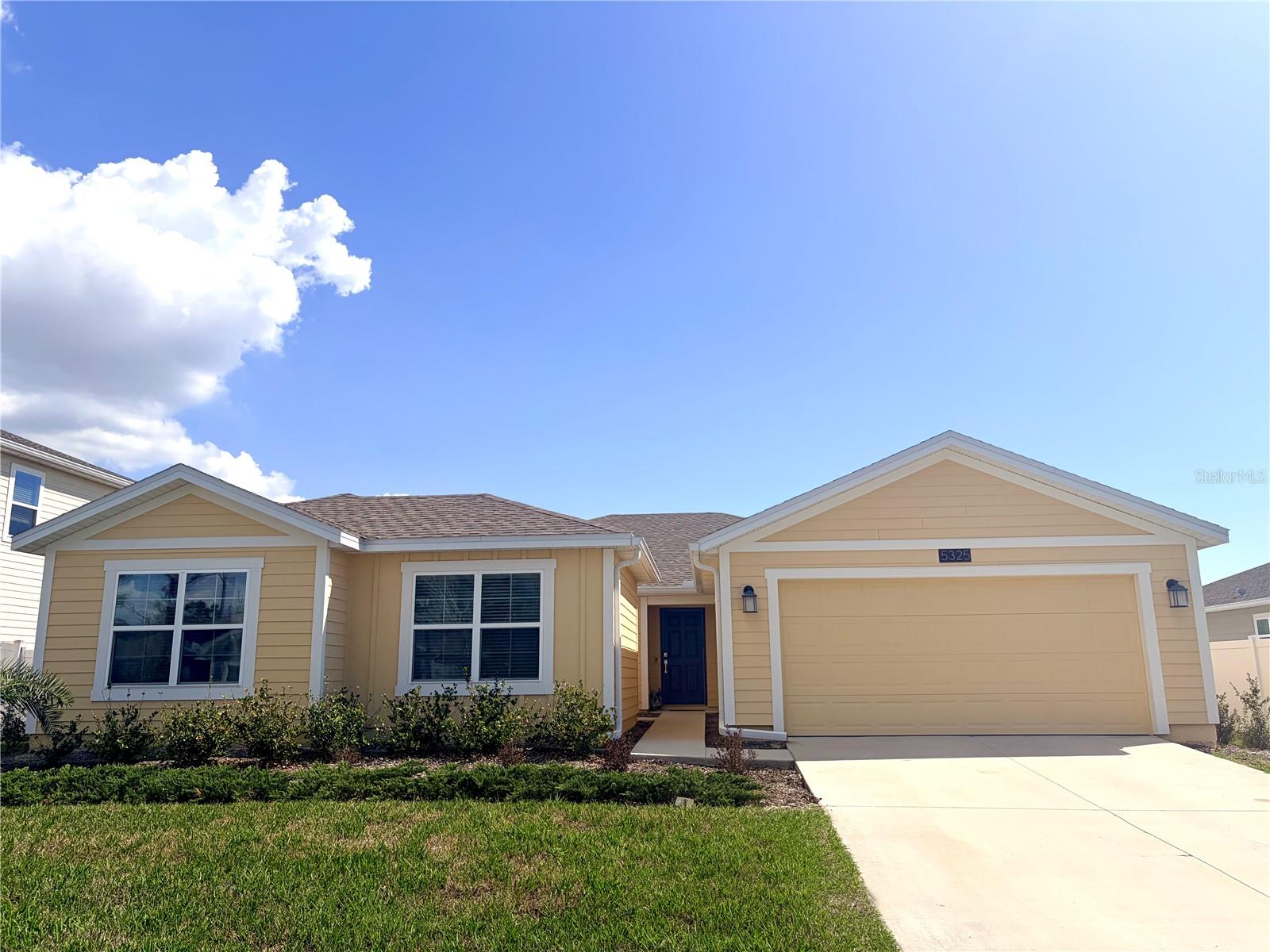 Photo of 5325 RED CORAL CIRCLE MOUNT DORA FL 32757