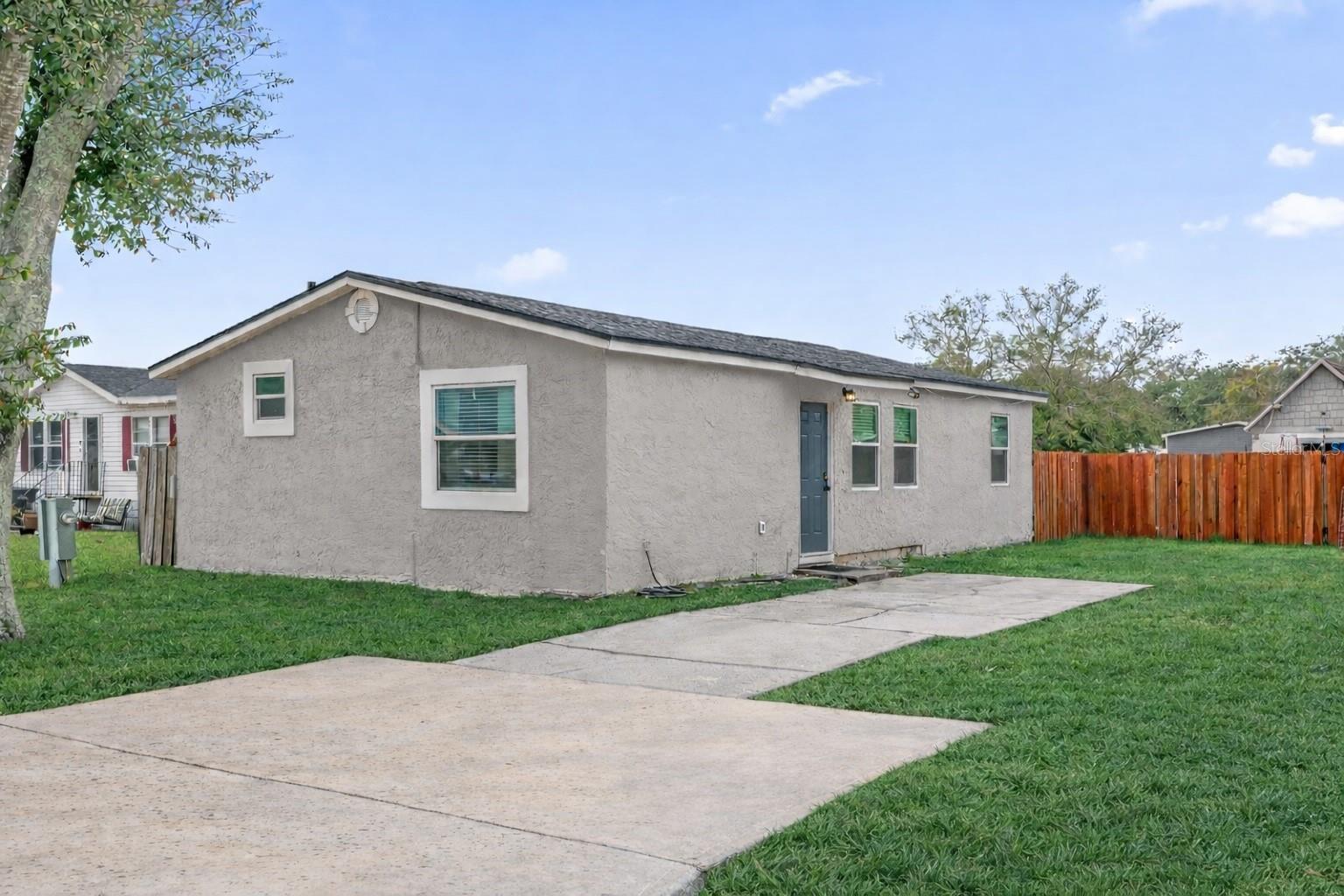 Photo of 514 ELLISON PARKWAY HAINES CITY FL 33844