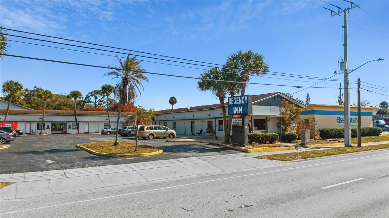 Photo of 619 N RIDGEWOOD AVENUE DAYTONA BEACH FL 32114