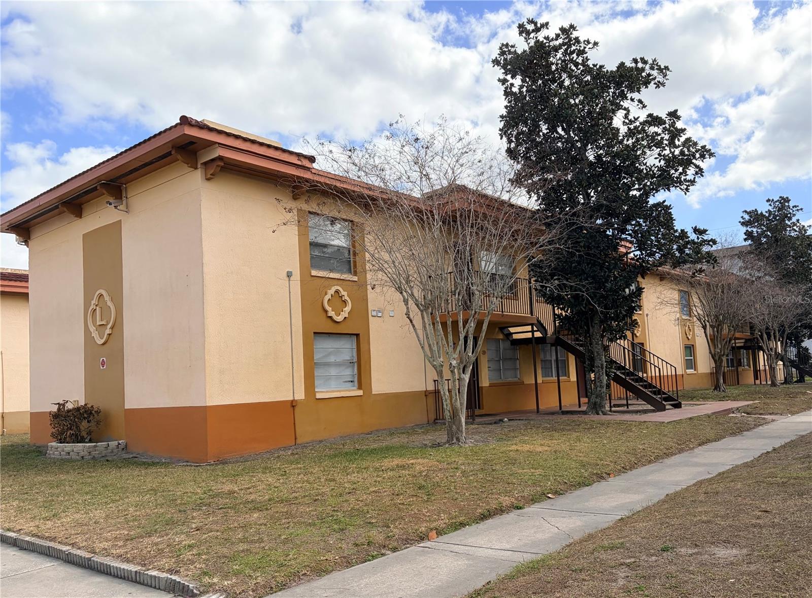 Photo of 738 RIDENHOUR CIRCLE #L ORLANDO FL 32809