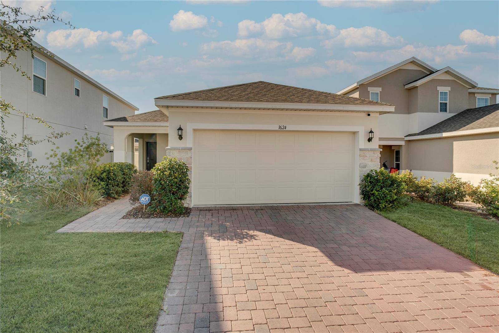Photo of 1624 SWAN SWIM DAVENPORT FL 33837