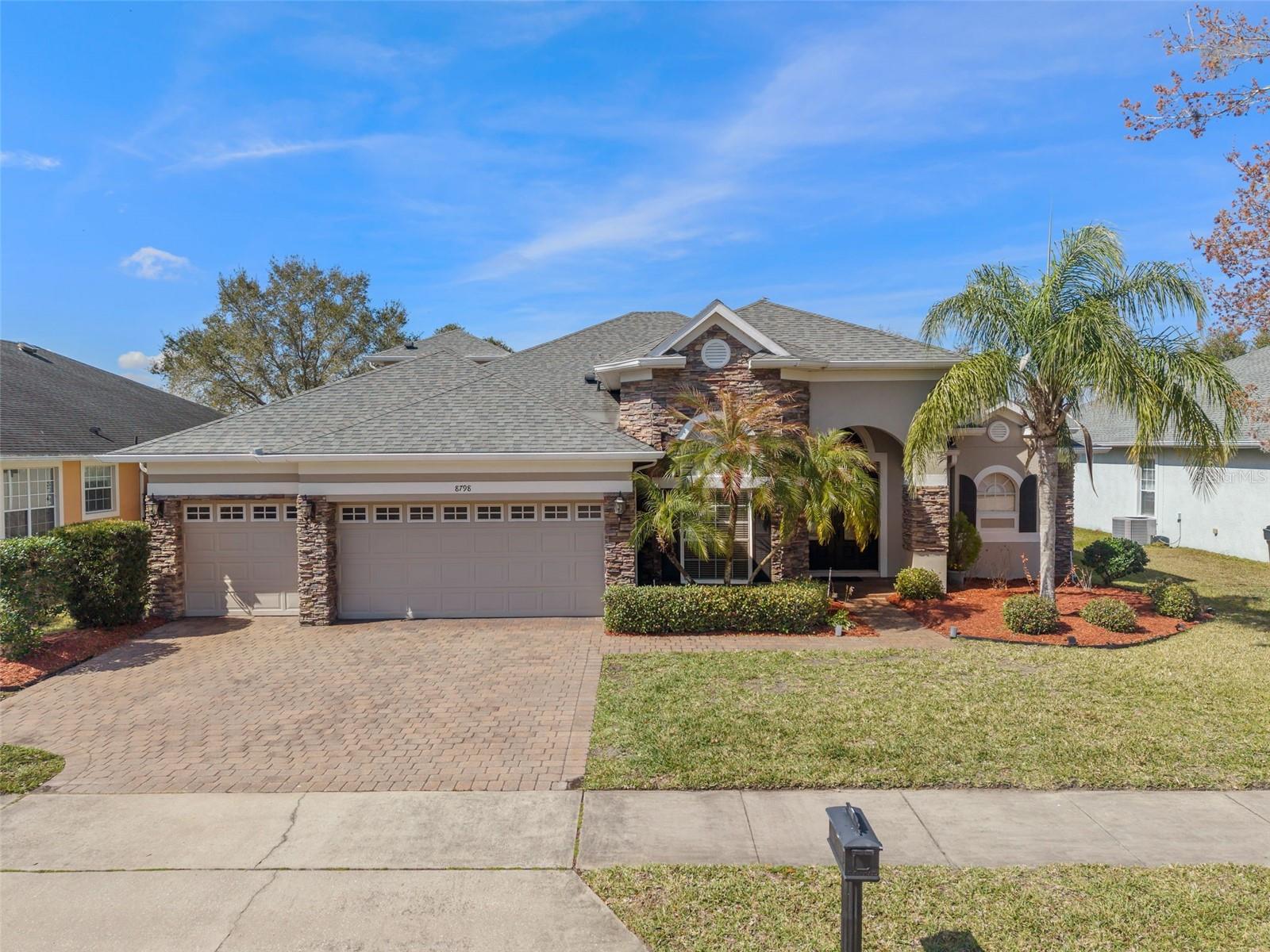 Photo of 8798 WARWICK SHORE CROSSING ORLANDO FL 32829