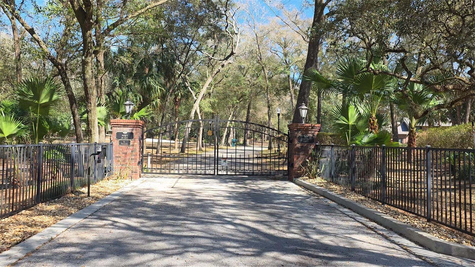 Photo of LINCOLN ROAD DELAND FL 32724