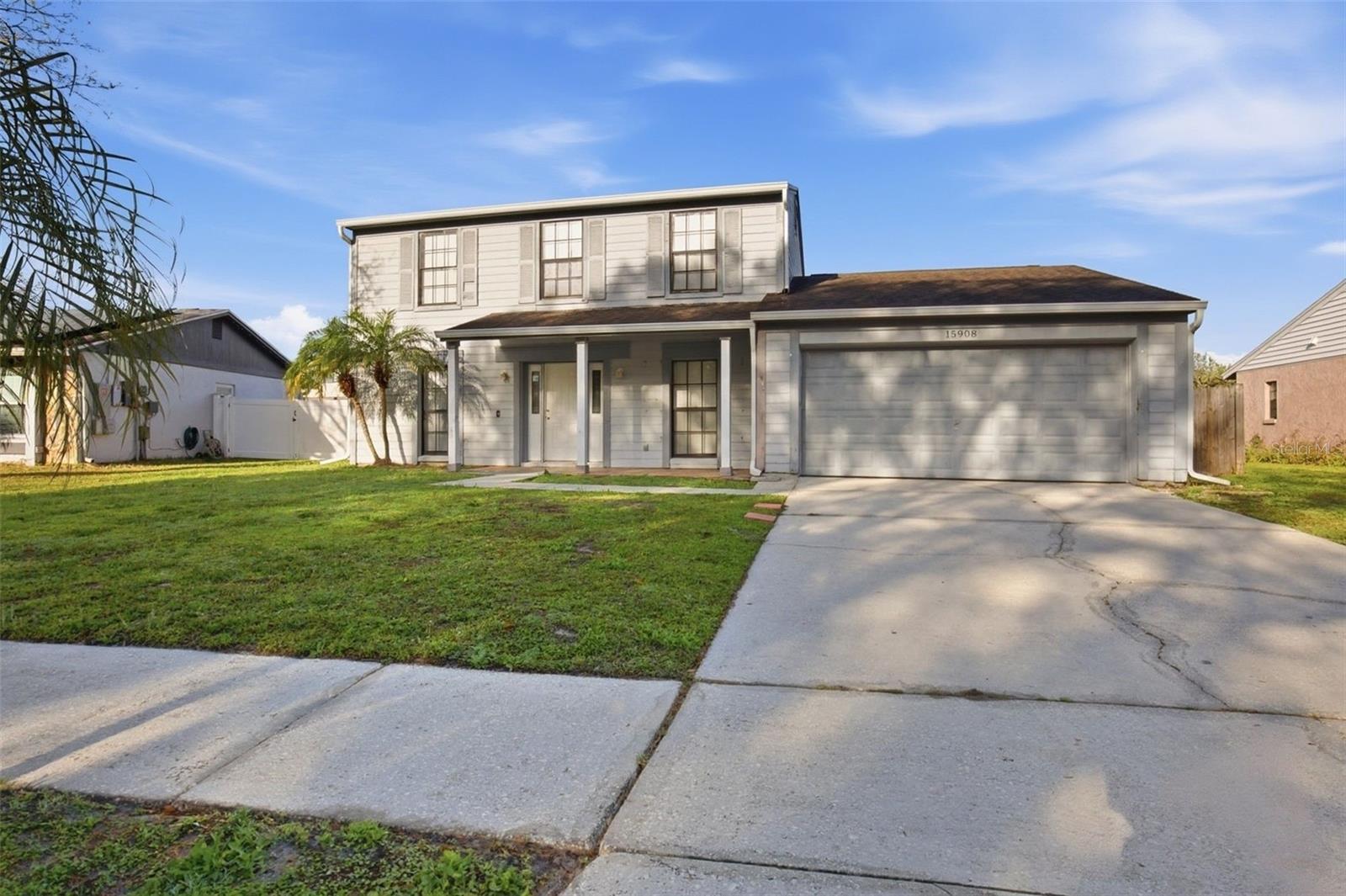 Photo of 15908 BRIDGEWATER LANE TAMPA FL 33624