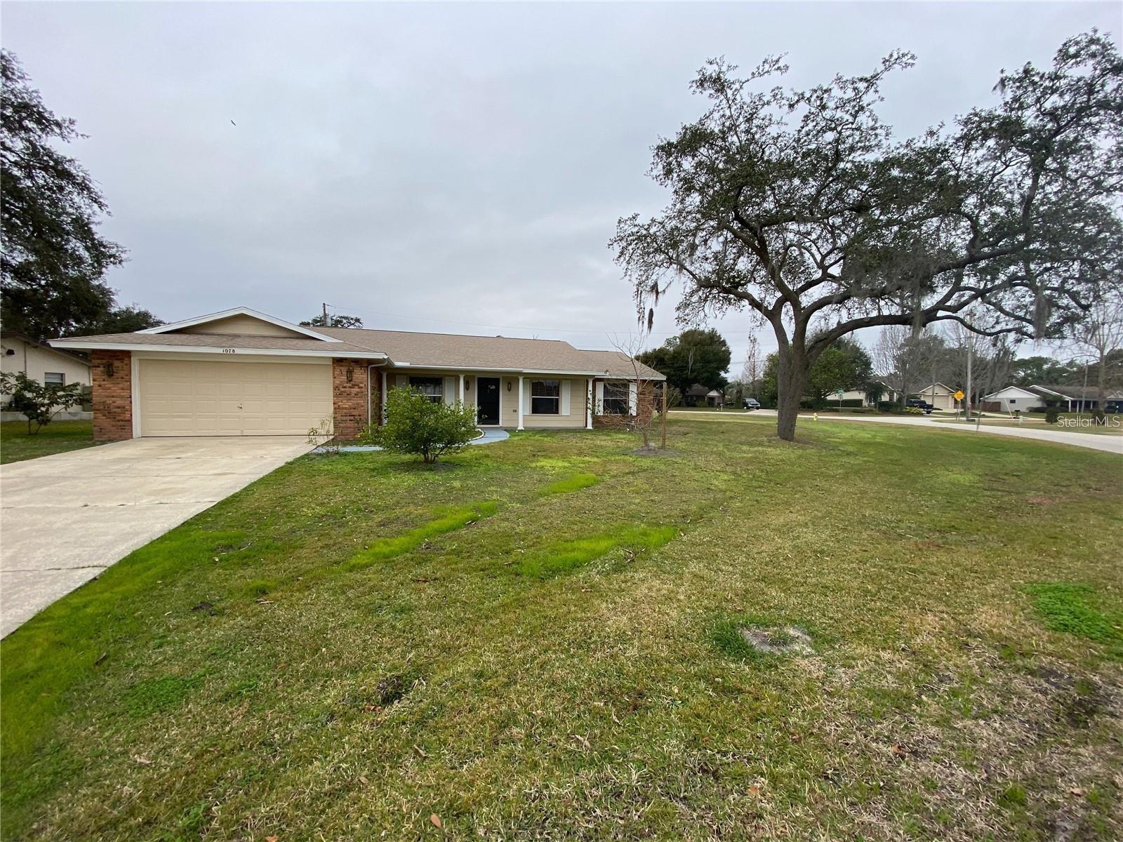 Photo of 1078 E GAUCHO CIRCLE DELTONA FL 32725