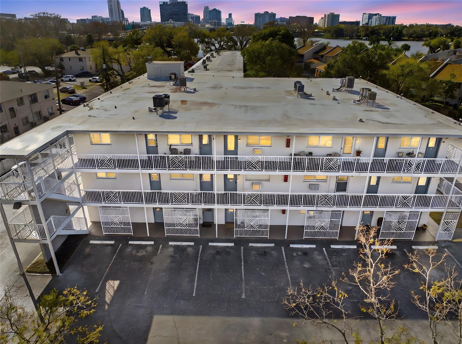 Photo of 320 LAKEVIEW STREET #123 ORLANDO FL 32804