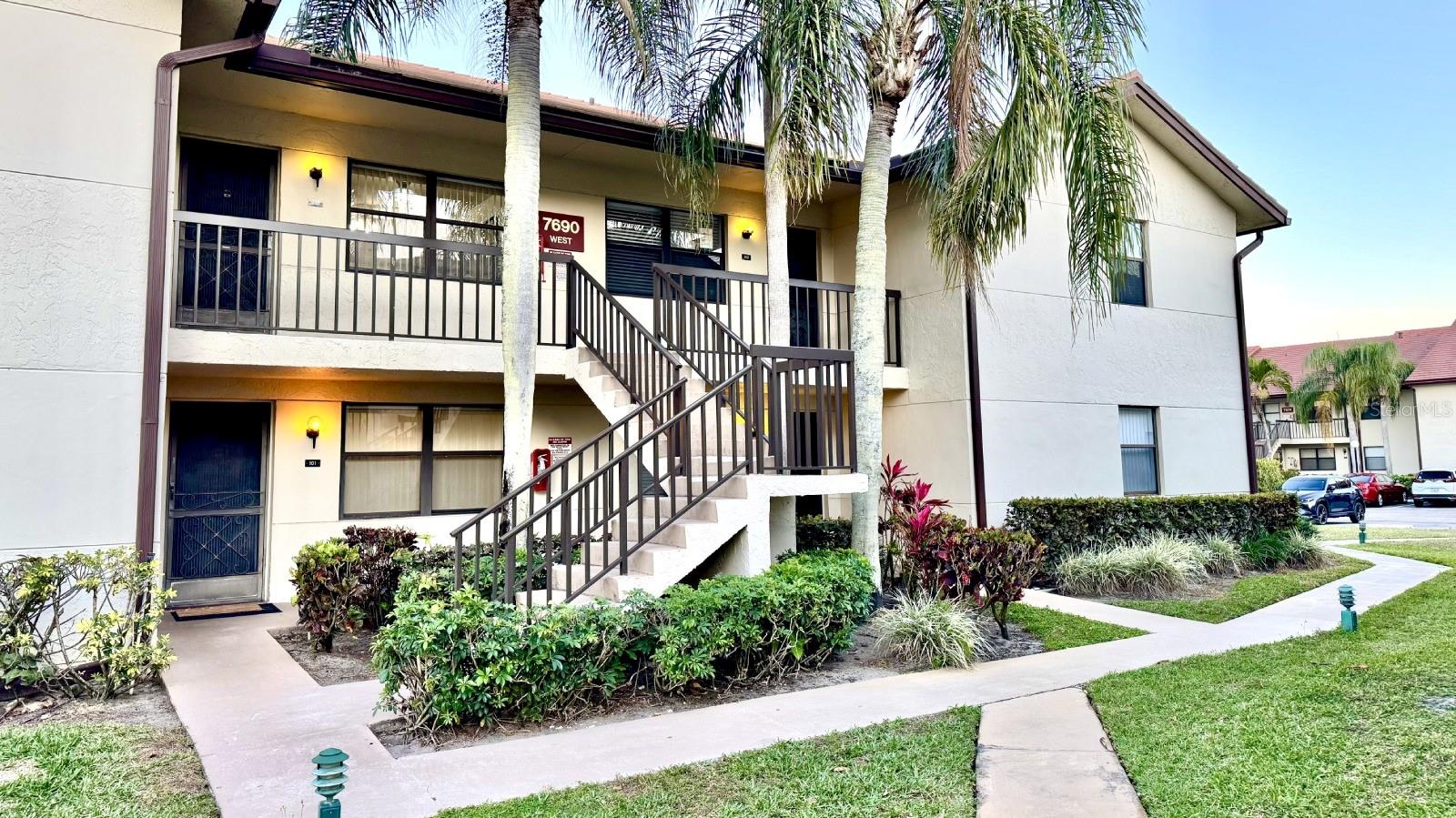 Photo of 7690 TAHITI LANE #202 LAKE WORTH FL 33467