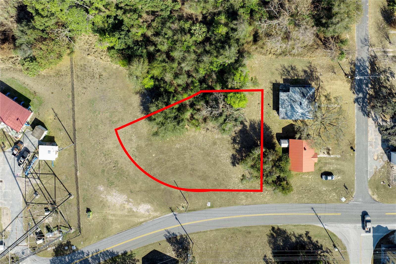 Photo of W CENTRAL AVENUE HOWEY IN THE HILLS FL 34737