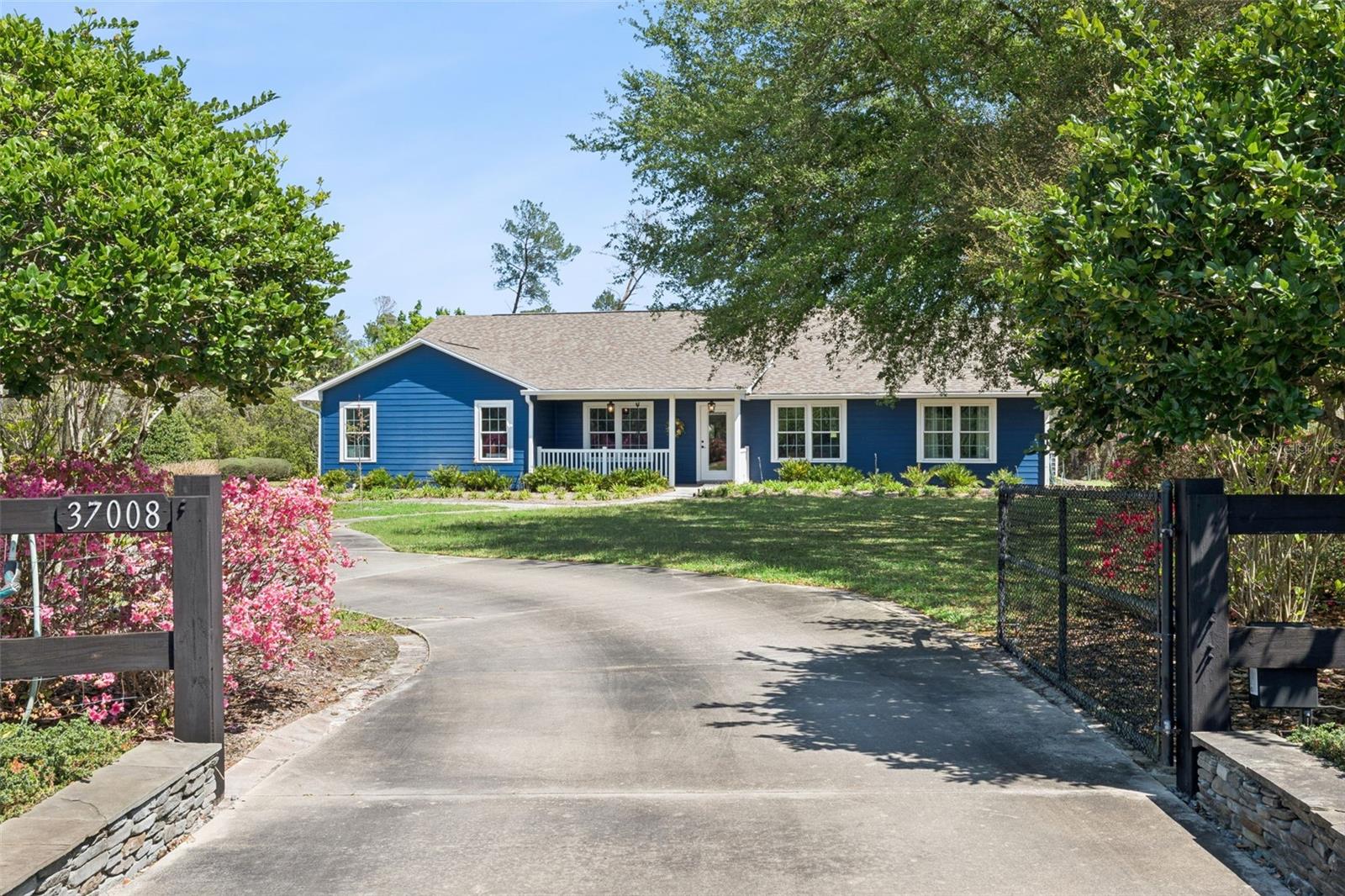 Photo of 37008 FORESTDEL DRIVE EUSTIS FL 32736