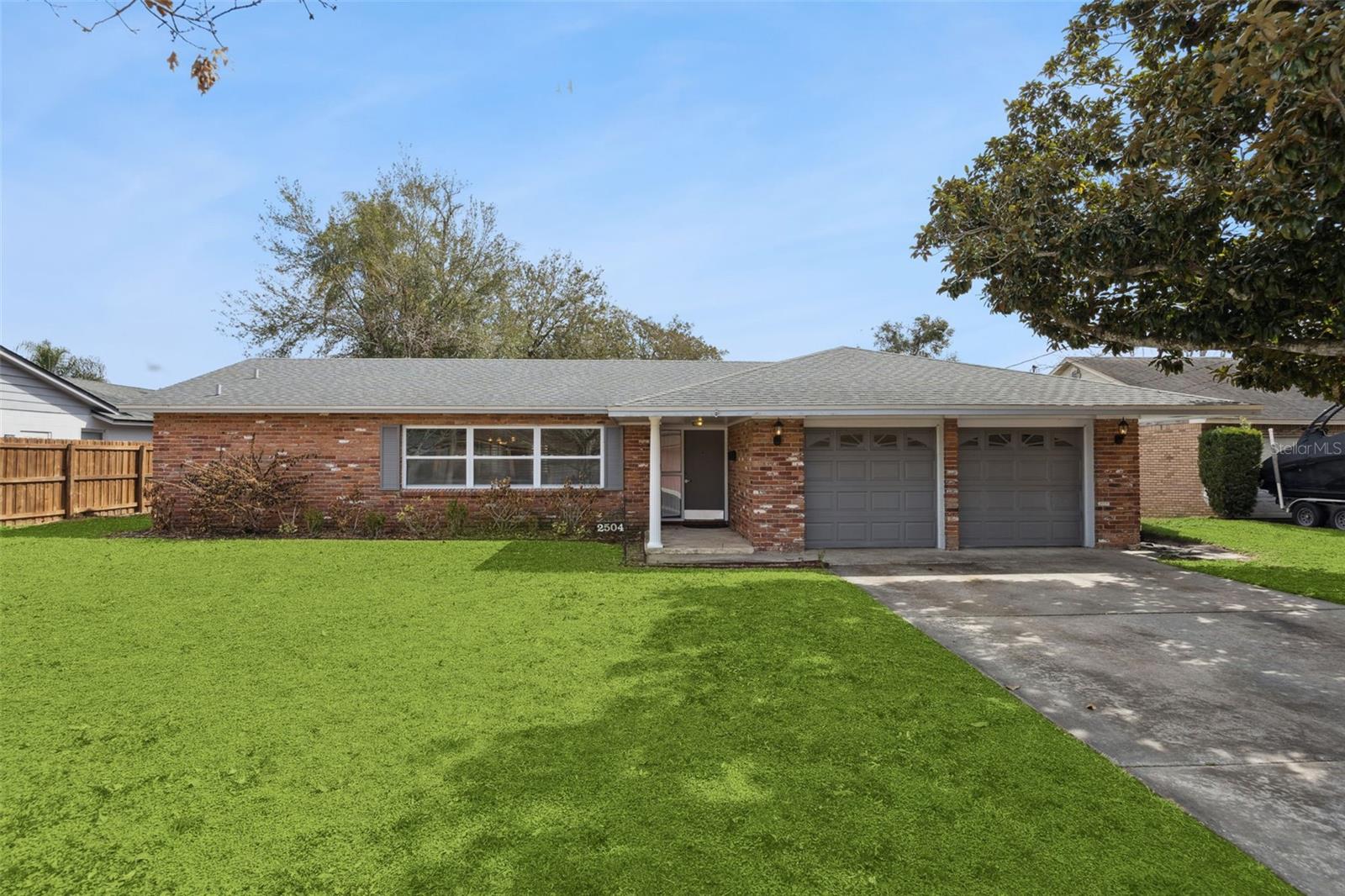 Photo of 2504 LAUDERDALE COURT ORLANDO FL 32805