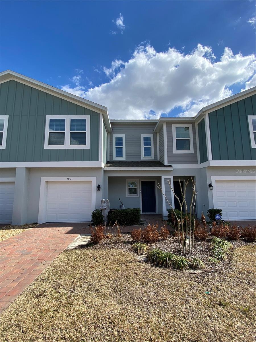 Photo of 182 GLASS ONION DRIVE HOWEY IN THE HILLS FL 34737