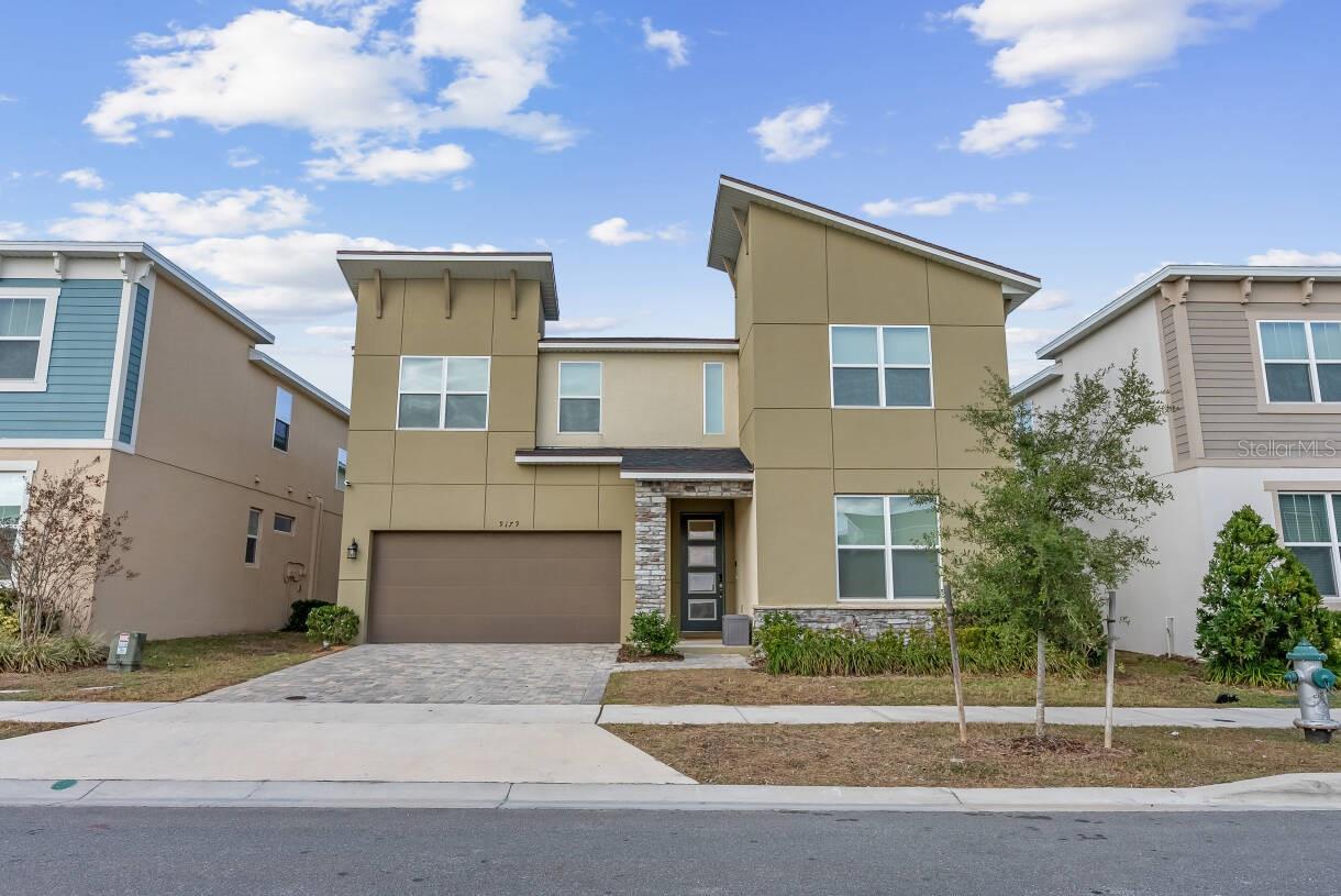 Photo of 9179 BREEZE MIST TERRACE DAVENPORT FL 33897