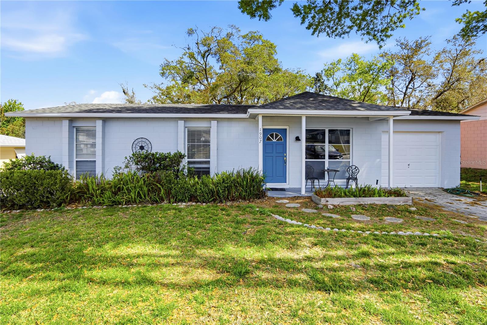 Photo of 1907 LESLIE ANN LANE OCOEE FL 34761