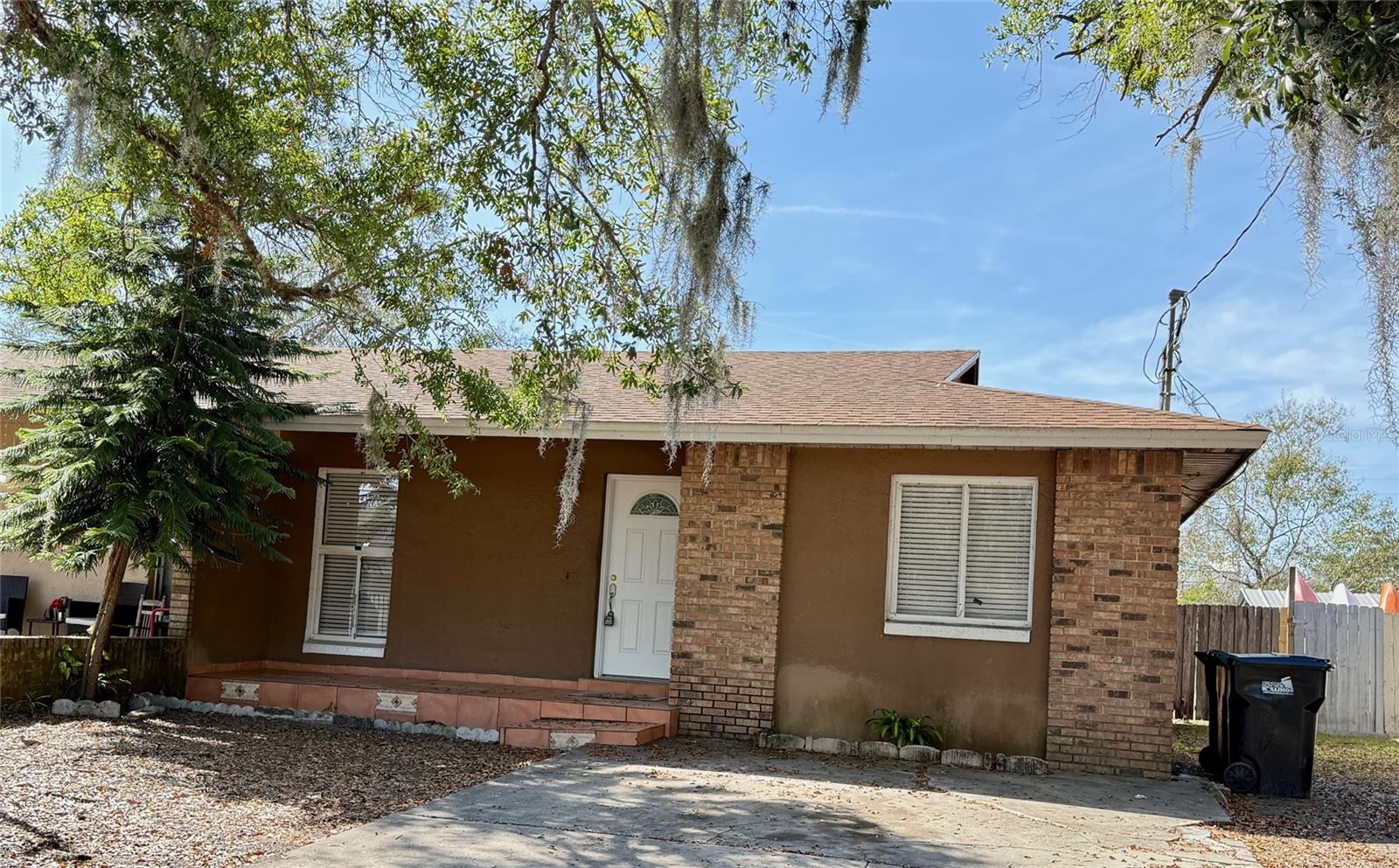 Photo of 908 TUCKER AVENUE ORLANDO FL 32807