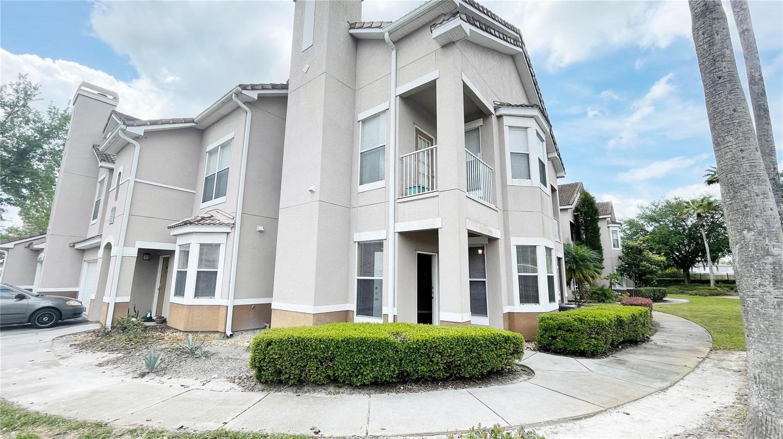 Photo of 18022 VILLA CREEK DRIVE #18022 TAMPA FL 33647