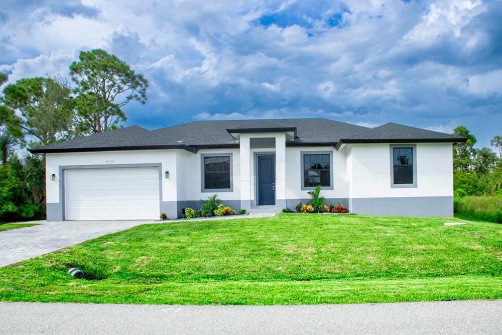 Photo of 15633 LAKELAND CIRCLE PORT CHARLOTTE FL 33981