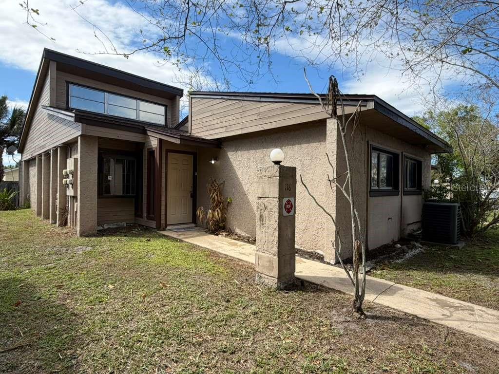 Photo of 118 DAHLIA VILLAGE CIRCLE #79 ORLANDO FL 32807