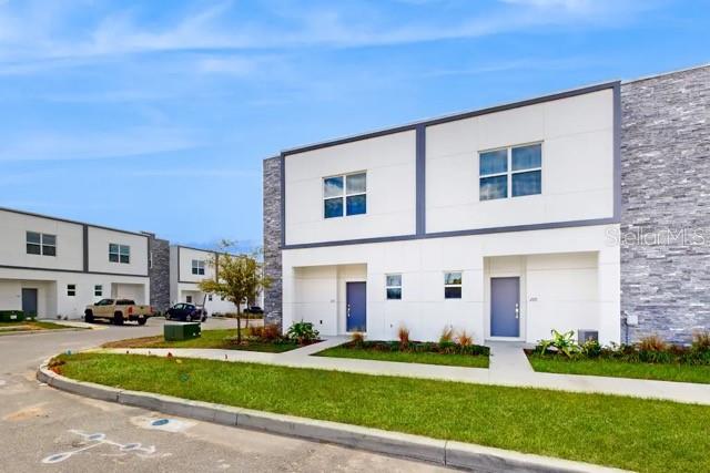 Photo of 213 FAMAGUSTA DRIVE DAVENPORT FL 33896