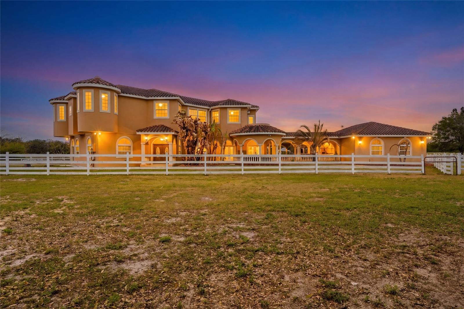 Photo of 4015 INDIGO ROAD GROVELAND FL 34736