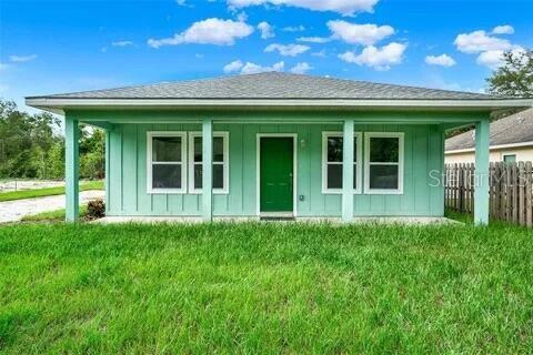 Photo of 40091 OAKRIDGE DRIVE LADY LAKE FL 32159
