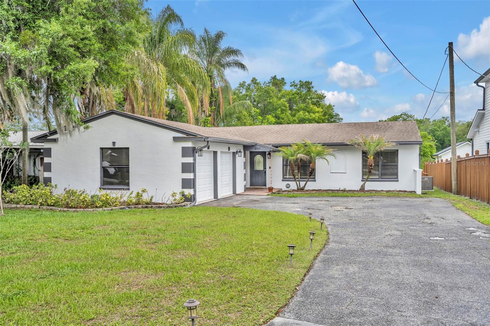 Photo of 1081 LAKE WELDONA DRIVE ORLANDO FL 32806