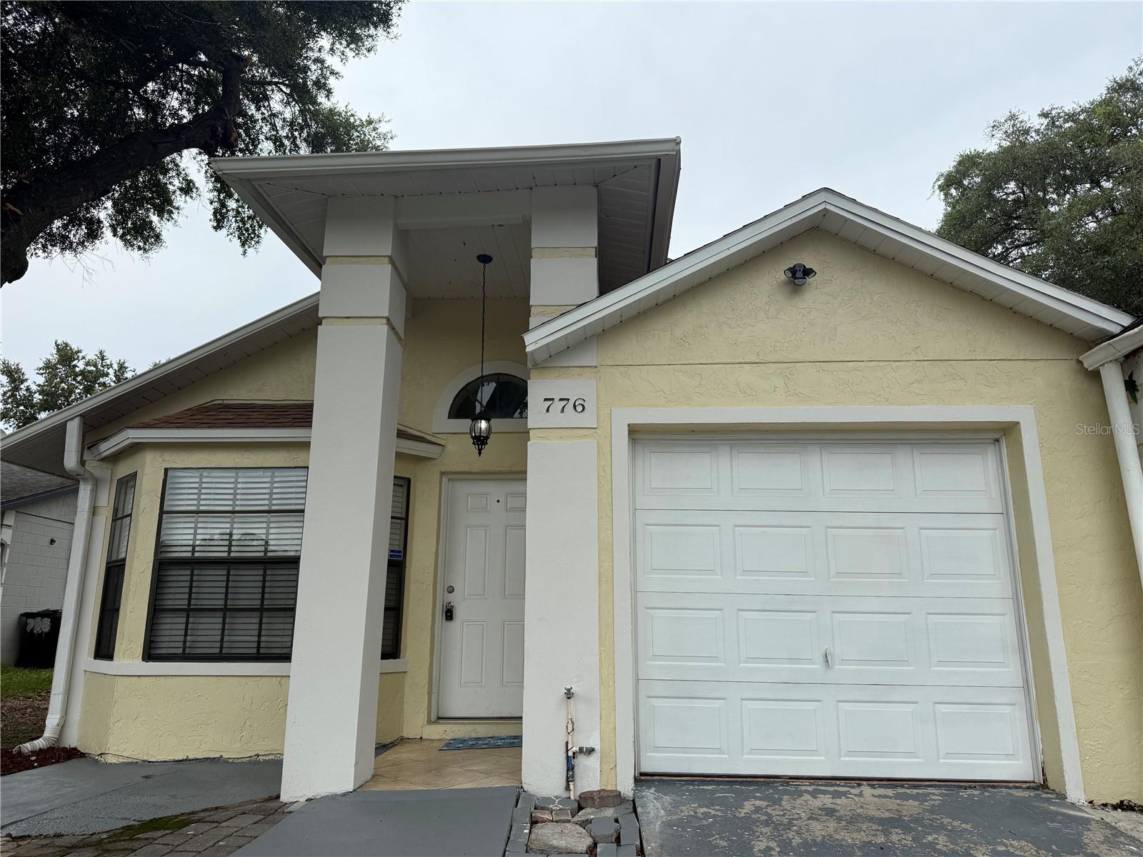 Photo of 776 WOLF CREEK COURT APOPKA FL 32703