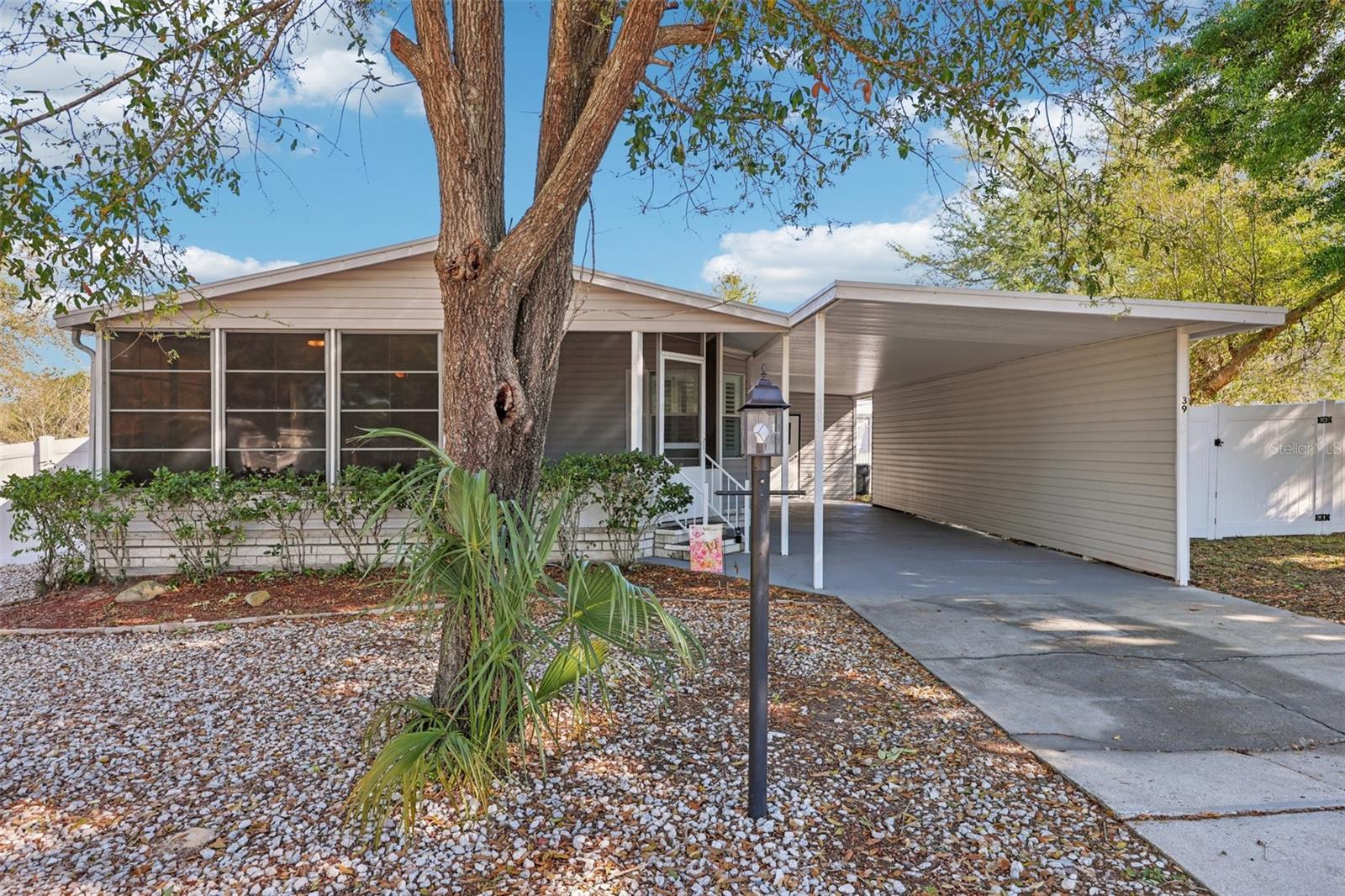 Photo of 39 MAPLEHURST AVENUE DEBARY FL 32713