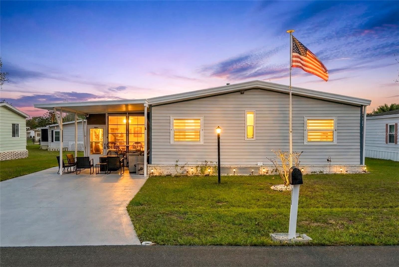Photo of 516 RANGER PARK COURT DAVENPORT FL 33897