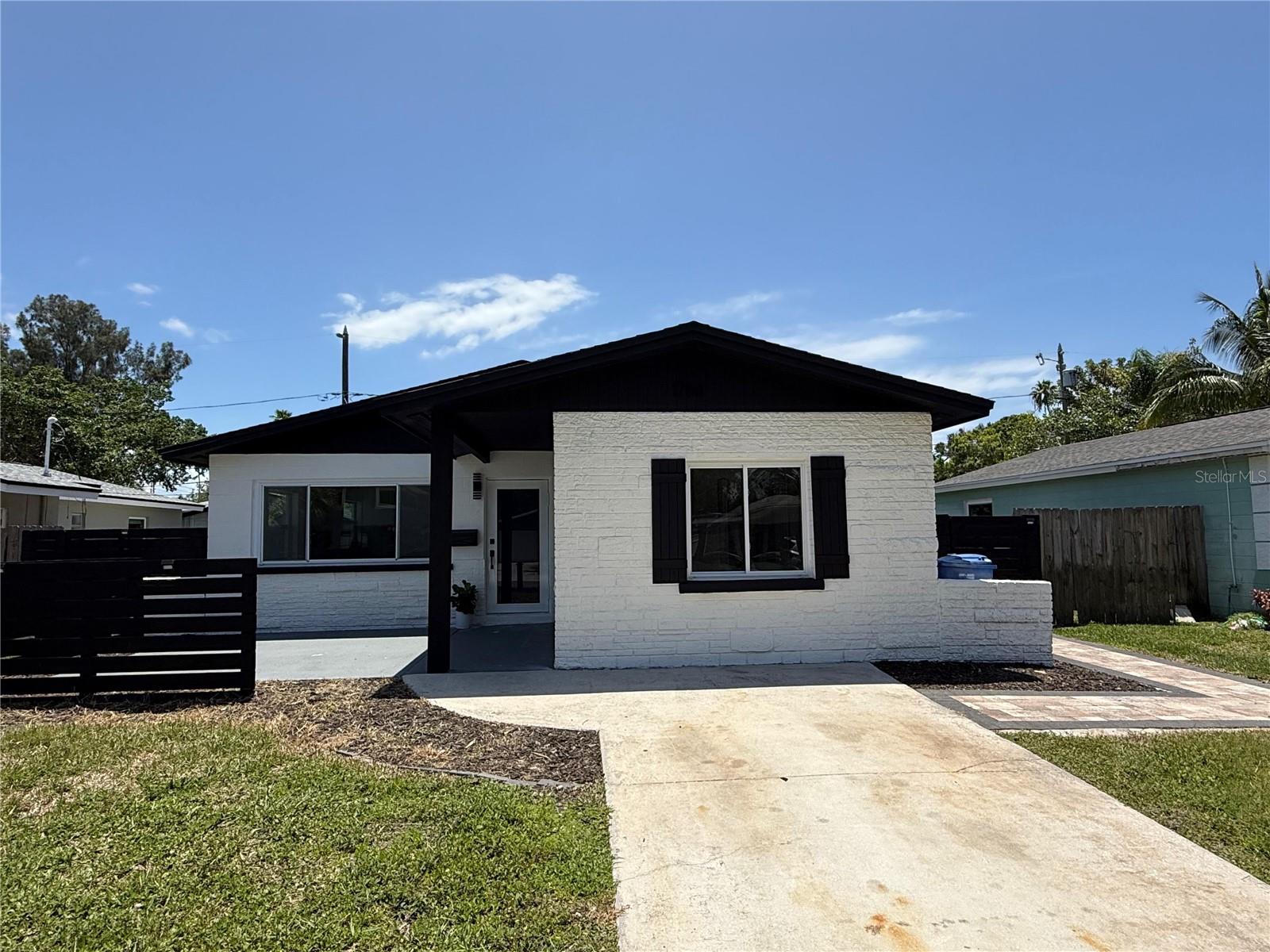Photo of 1766 MARYLAND AVENUE ST PETERSBURG FL 33703