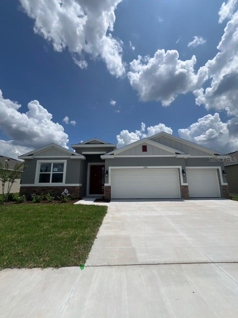 Photo of 2091 ASHWOOD BLUFF DRIVE OCOEE FL 34761
