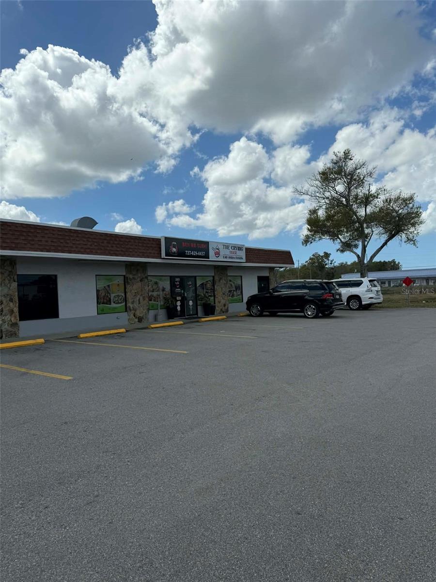 Photo of 8256 ULMERTON ROAD LARGO FL 33771