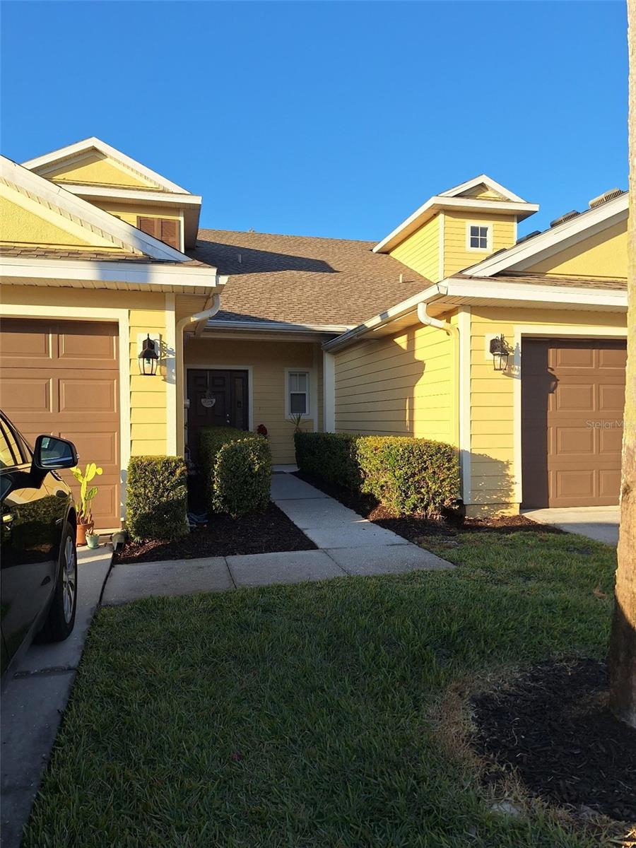 Photo of 8520 BROKEN WILLOW COURT TAMPA FL 33647