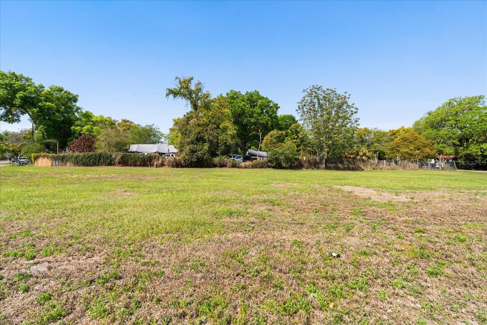 Photo of 28 REWIS STREET OCOEE FL 34761